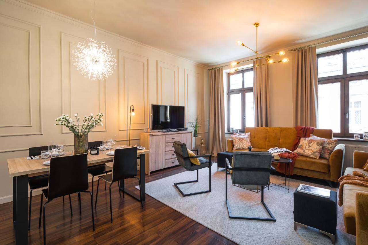 Homely Apartment - Loftaffair クラクフ エクステリア 写真