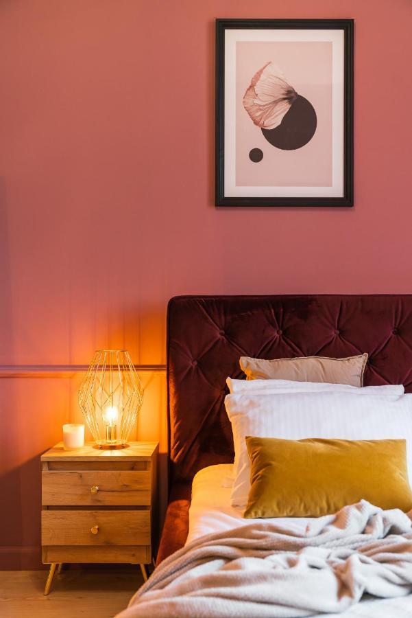Homely Apartment - Loftaffair クラクフ エクステリア 写真