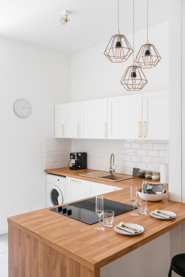 Homely Apartment - Loftaffair クラクフ エクステリア 写真