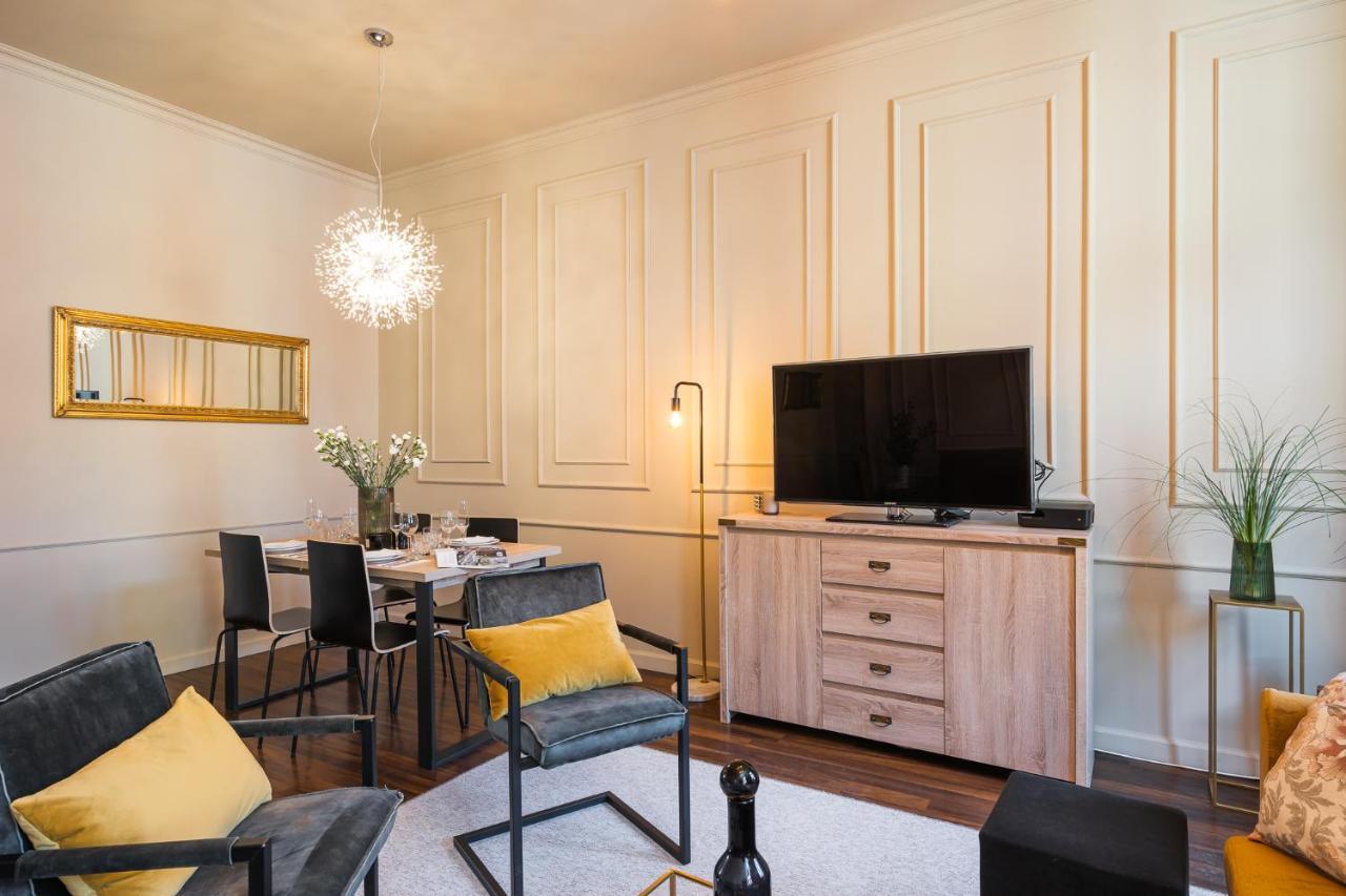 Homely Apartment - Loftaffair クラクフ エクステリア 写真